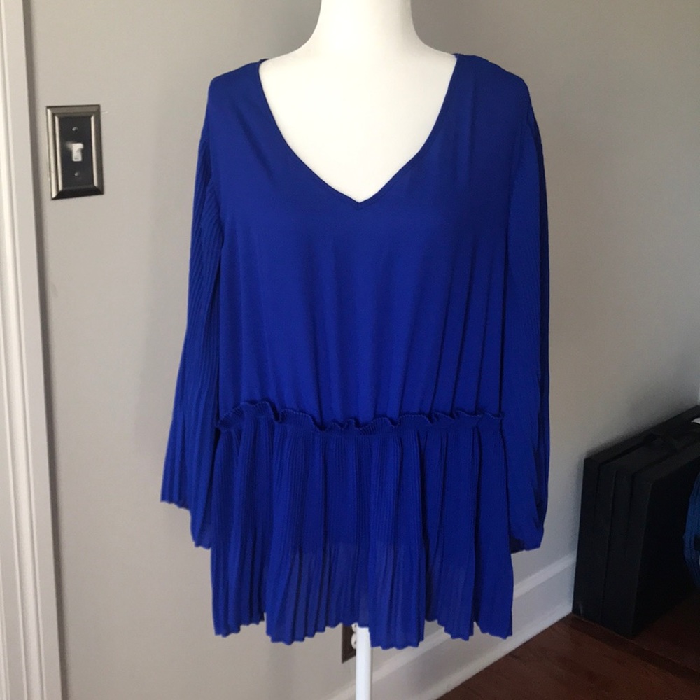 Blue blouse